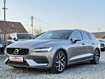 VOLVO V60 T8 AWD Plug In Hybrid Recharge Inscription