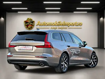 VOLVO V60 T8 AWD Plug In Hybrid Recharge Inscription
