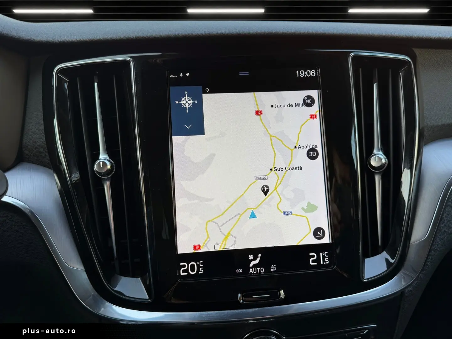 VOLVO V60 T8 AWD Plug In Hybrid Recharge Inscription