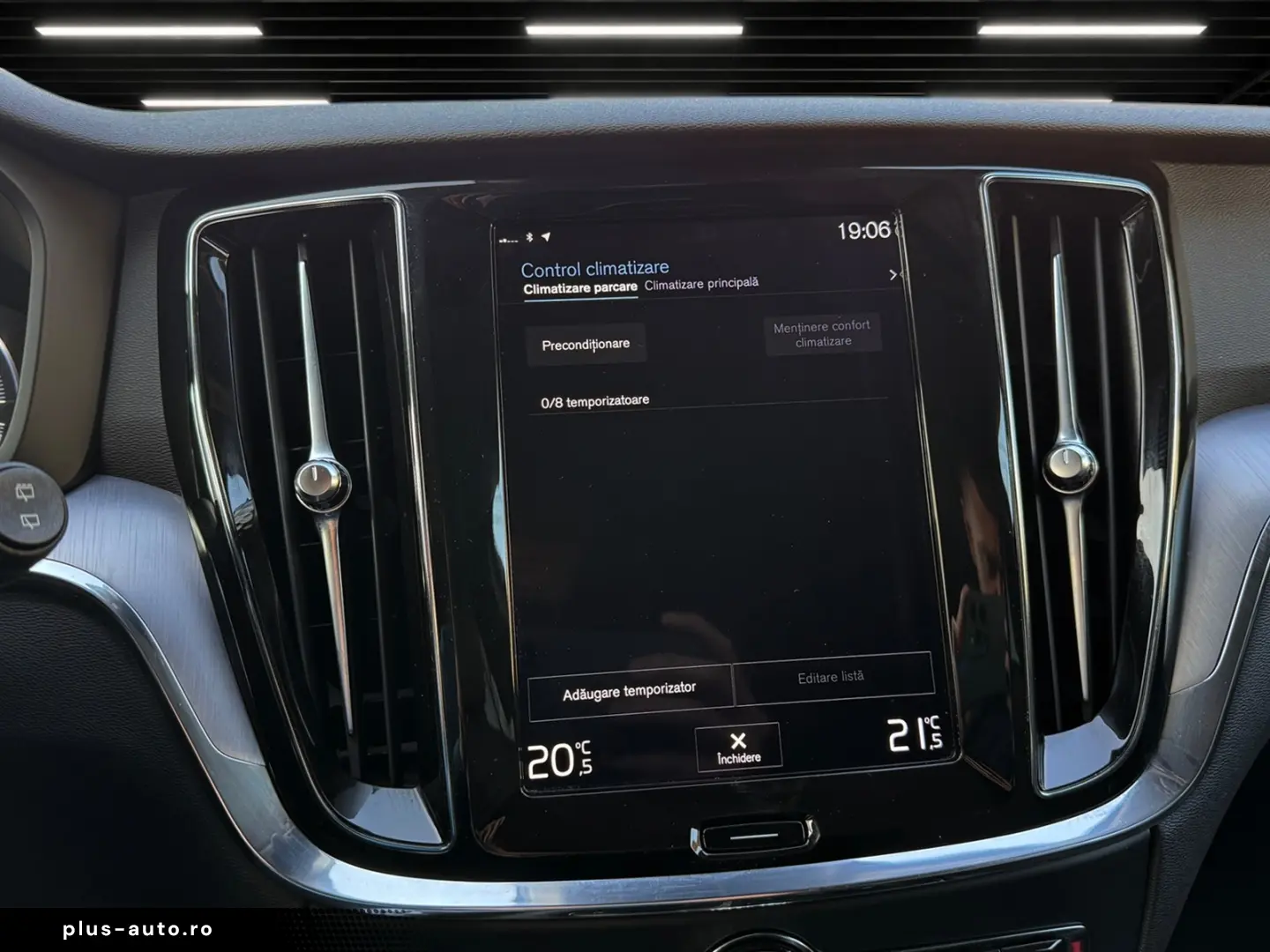 VOLVO V60 T8 AWD Plug In Hybrid Recharge Inscription