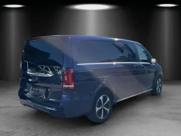 MERCEDES-BENZ EQV300 L AVANTGARDE Pano AIRMATIC