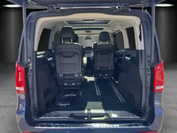 MERCEDES-BENZ EQV300 L AVANTGARDE Pano AIRMATIC