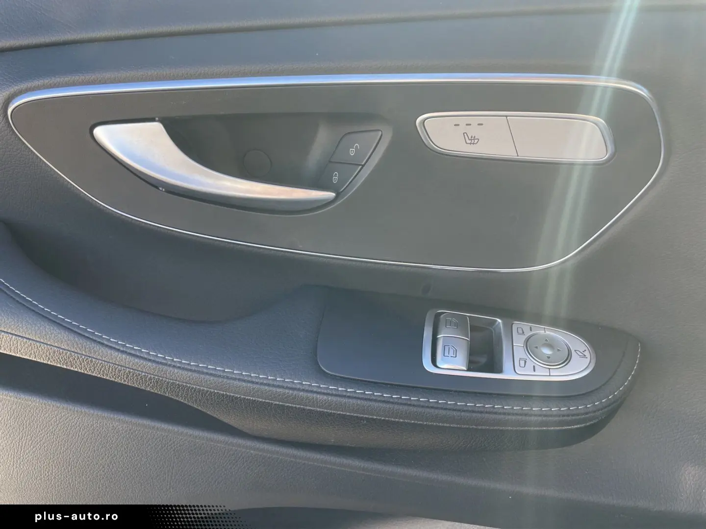 MERCEDES-BENZ EQV300 L AVANTGARDE Pano AIRMATIC