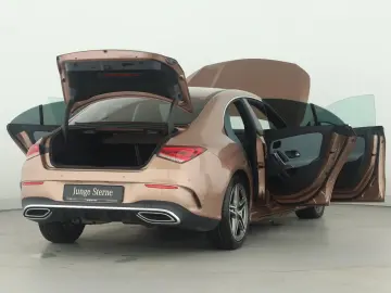 MERCEDES-BENZ CLA 250 AMG LED Sound Navi PTS Kam. Memory