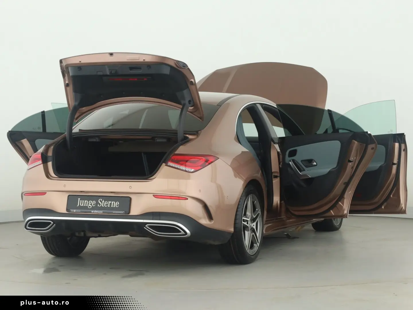 MERCEDES-BENZ CLA 250 AMG LED Sound Navi PTS Kam. Memory