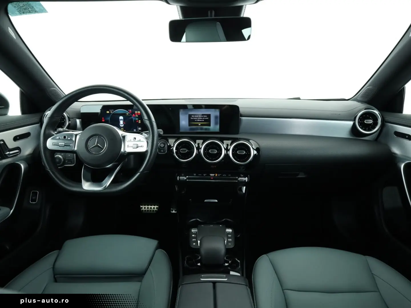 MERCEDES-BENZ CLA 250 AMG LED Sound Navi PTS Kam. Memory