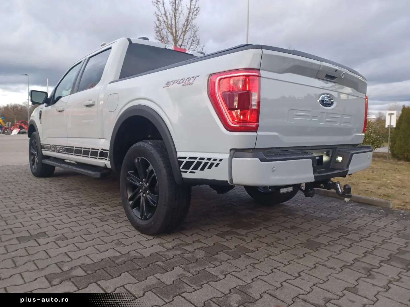 FORD F 150 Full-Hybrid 4x4 Powerboost. 360 .LED.