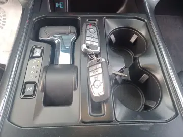 FORD F 150 Full-Hybrid 4x4 Powerboost. 360 .LED.