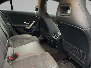 MERCEDES-BENZ CLA 200 Coupe AMG Advanced Plus LED Distr