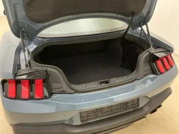 FORD Mustang Fastback 5.0 Ti-VCT V8 328 kW GT