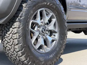 FORD Bronco 2.7 V6 Badlands e-4WD  B&O Kamera ACC