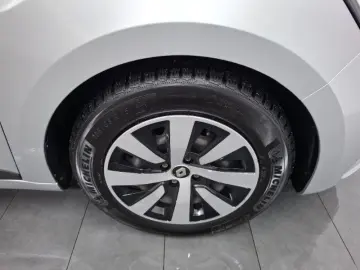 RENAULT CLIO 1.5 Blue dCi 100 Equilibre