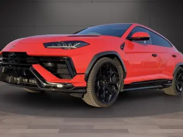 LAMBORGHINI Urus PERFORMANTE