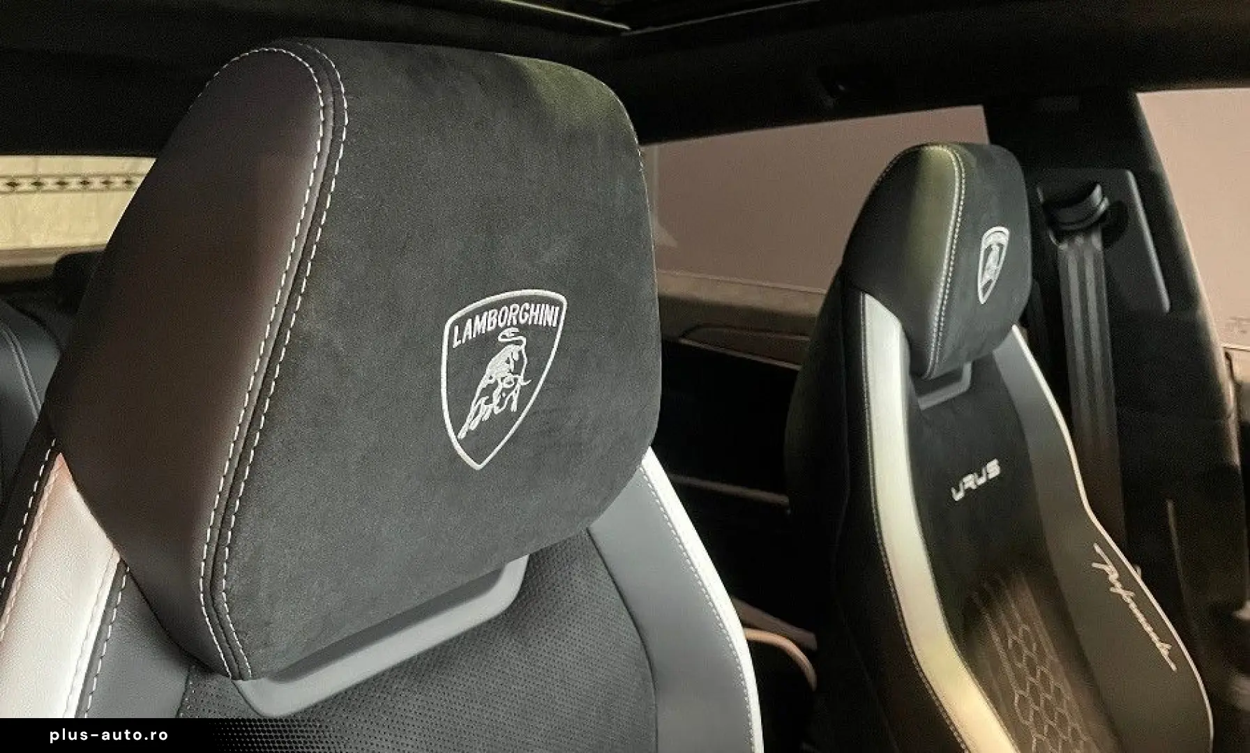 LAMBORGHINI Urus PERFORMANTE