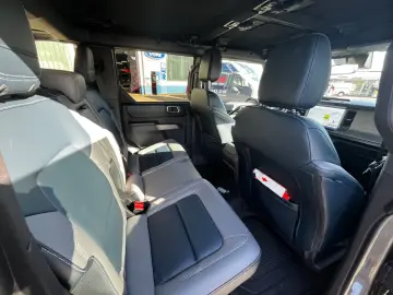 FORD Bronco Outer Banks 4x4 2 7  GJR  EU-Ausführung