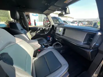 FORD Bronco Outer Banks 4x4 2 7  GJR  EU-Ausführung