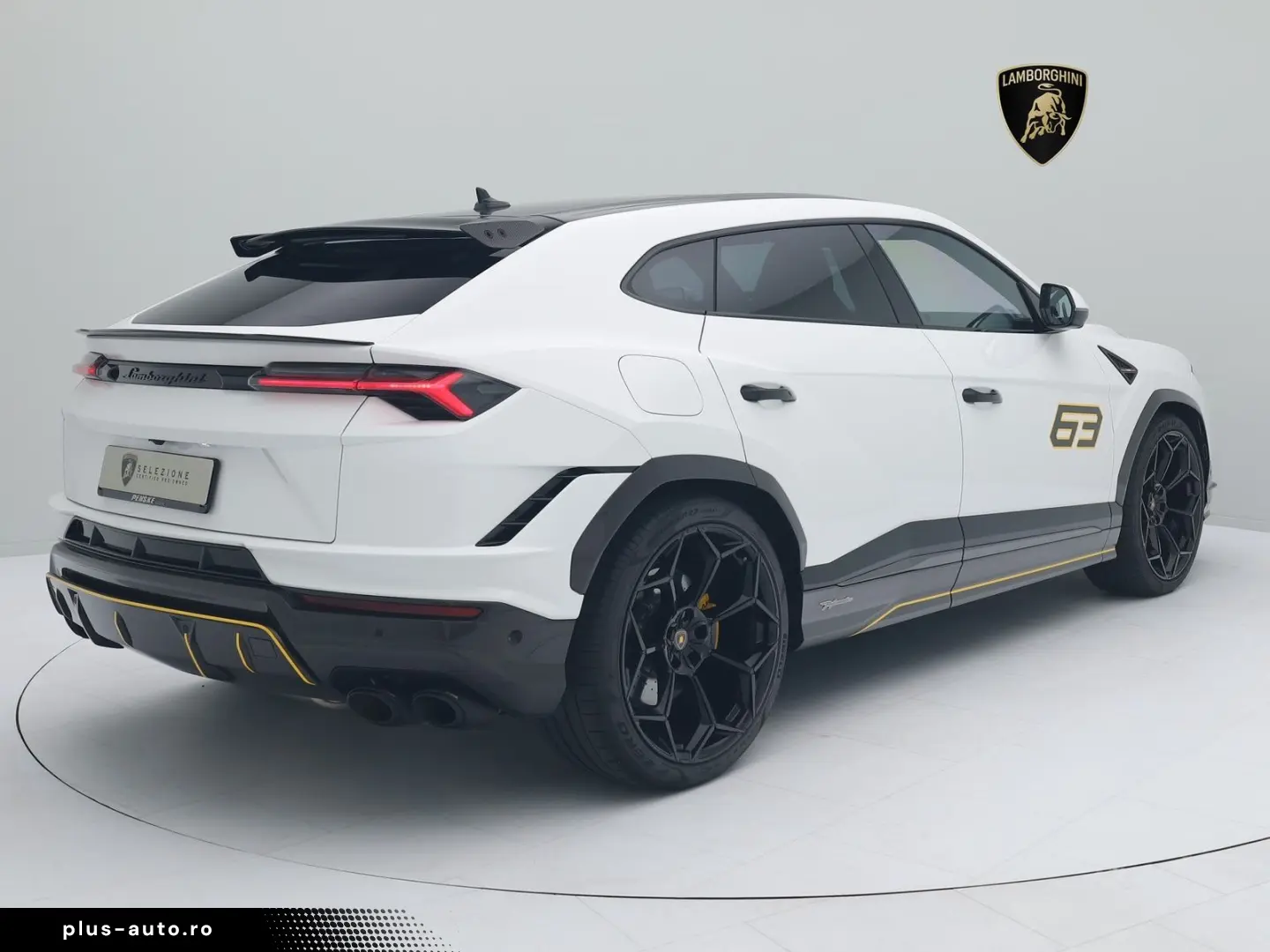 LAMBORGHINI Urus Performante
