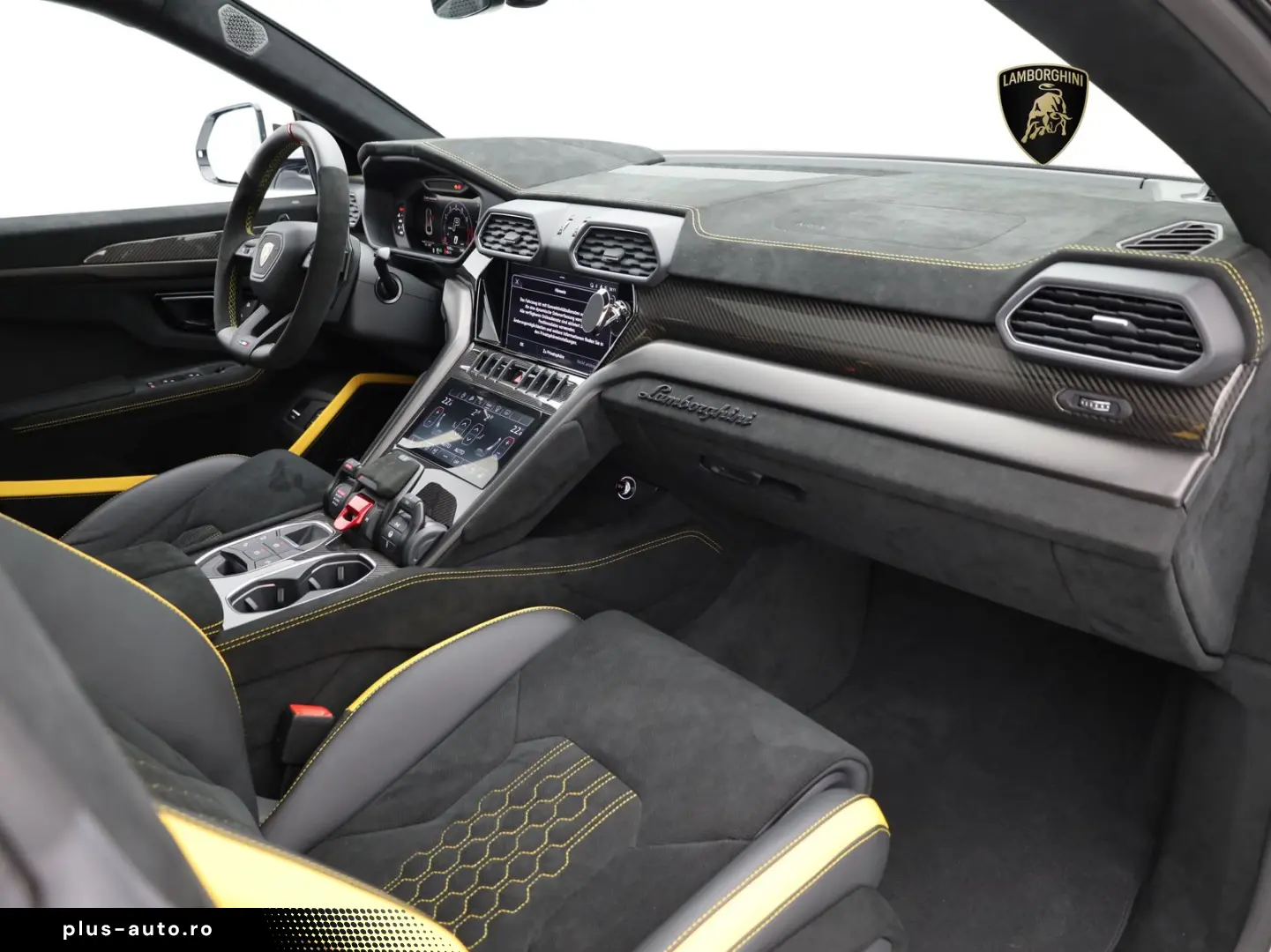 LAMBORGHINI Urus Performante