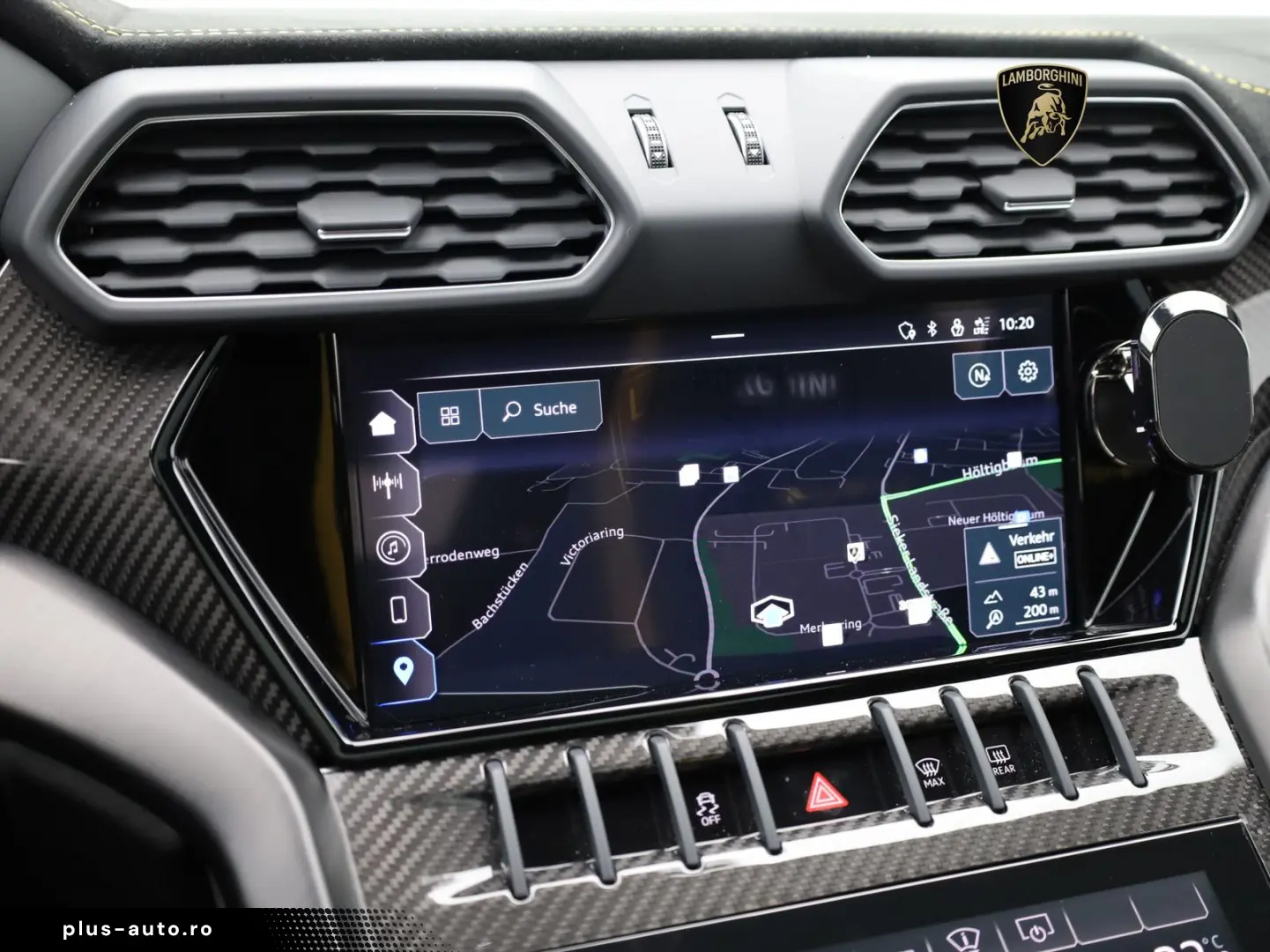 LAMBORGHINI Urus Performante