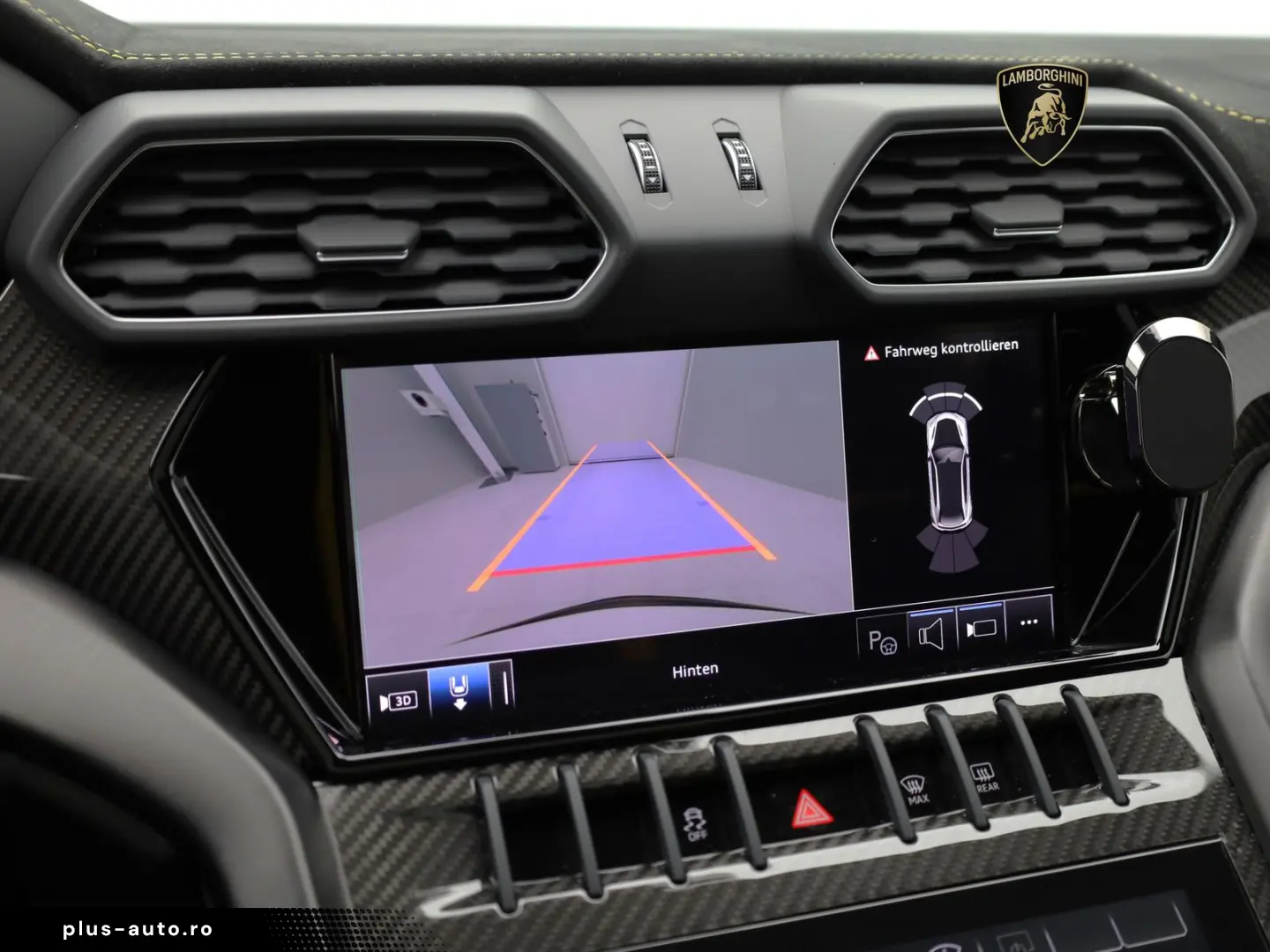 LAMBORGHINI Urus Performante