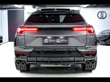 LAMBORGHINI Urus S 666 CH AKRAPOVIC CARBON AHK B&O 3D