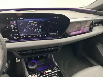 AUDI A6 Avant e-tron quattro S-LINE