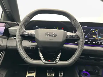 AUDI A6 Avant e-tron quattro S-LINE