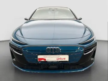 AUDI A6 Avant e-tron quattro S-LINE