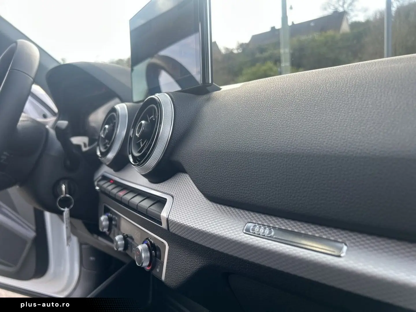 AUDI Q2 35 TFSI advanced SHZ Einparkhilfe