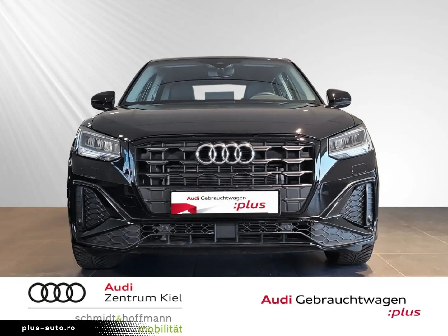 AUDI Q2 35 TFSI S-line S-tronic Leder Parkassistent