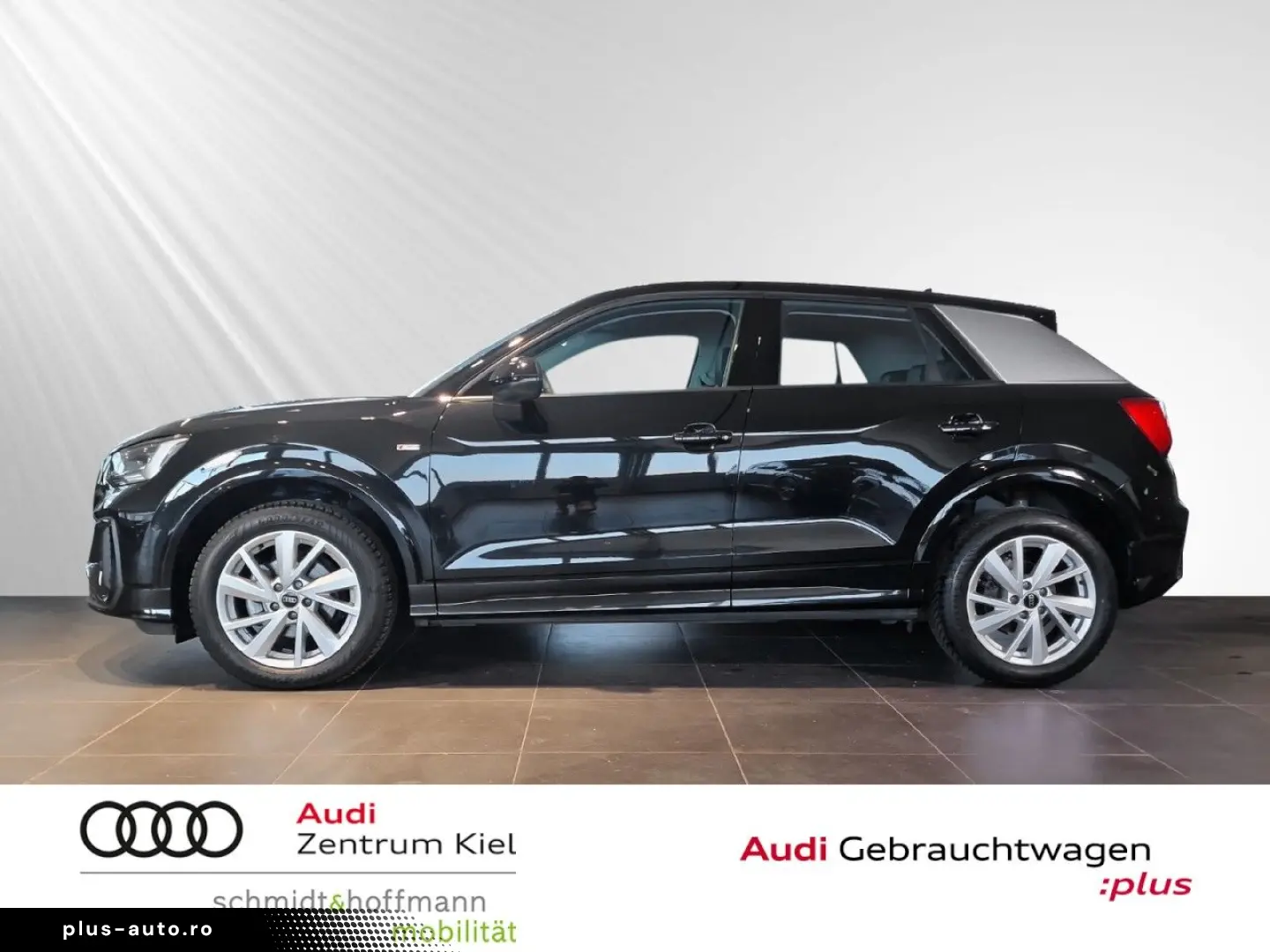 AUDI Q2 35 TFSI S-line S-tronic Leder Parkassistent