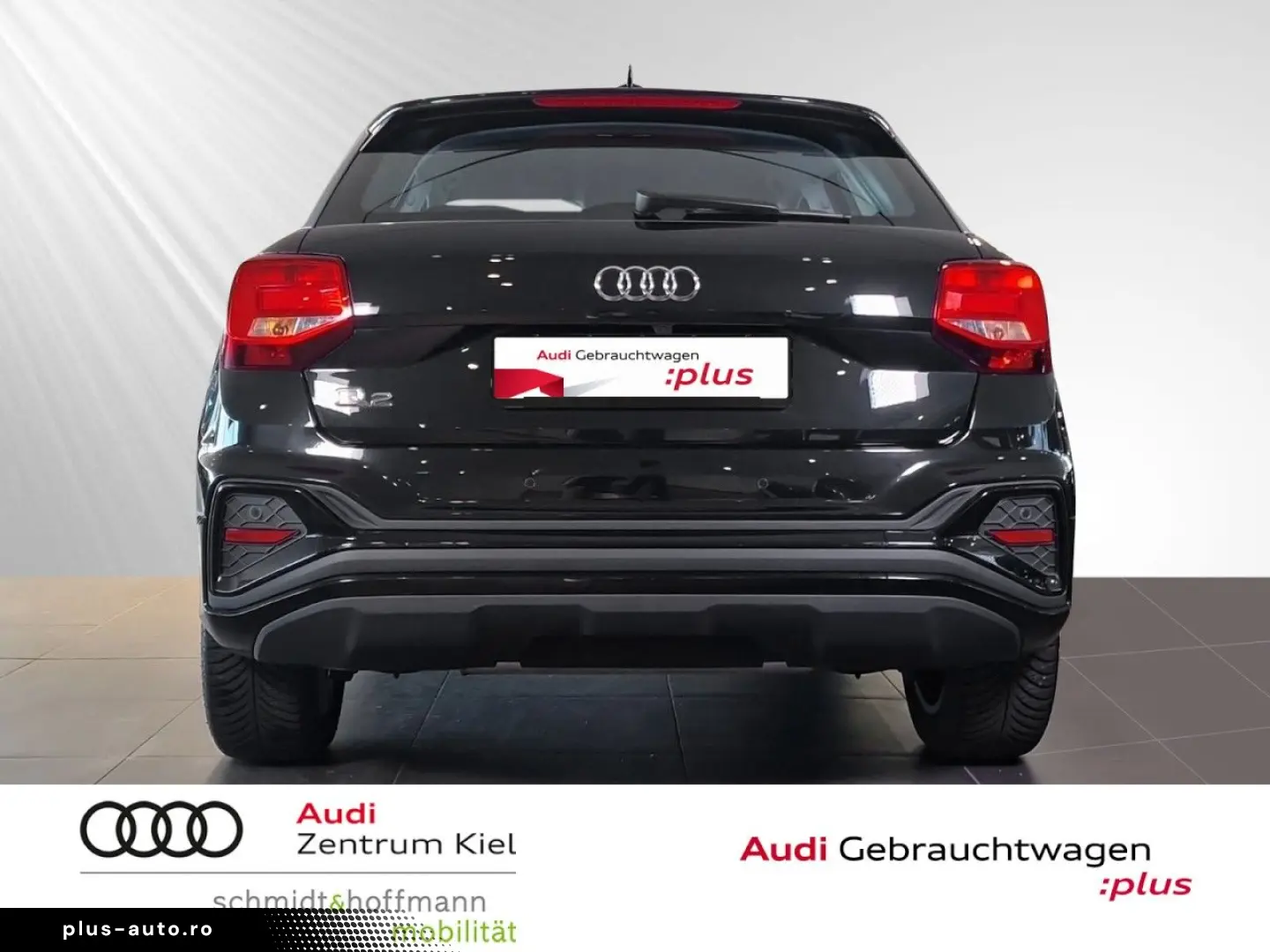 AUDI Q2 35 TFSI S-line S-tronic Leder Parkassistent