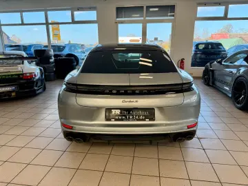 PORSCHE Panamera Turbo S E-Hybrid