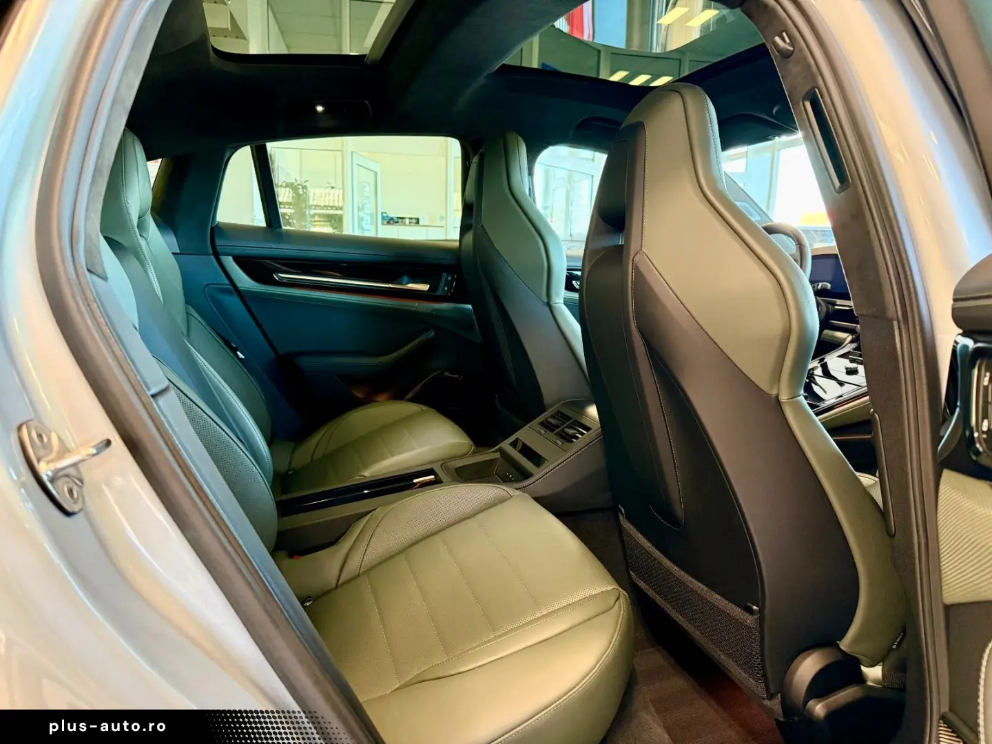 PORSCHE Panamera Turbo S E-Hybrid