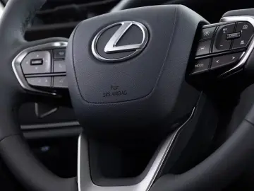 Lexus RZ 450e 313PK Business Line 71 kWh  SOH 97%  LED