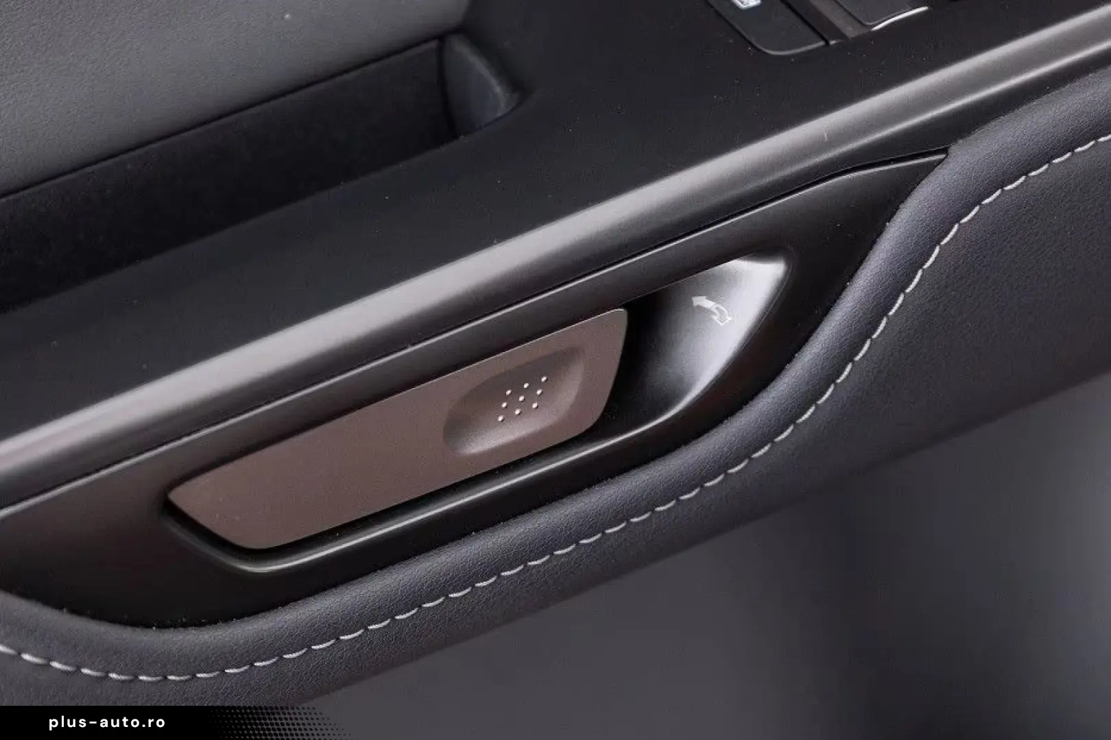 Lexus RZ 450e 313PK Business Line 71 kWh  SOH 97%  LED