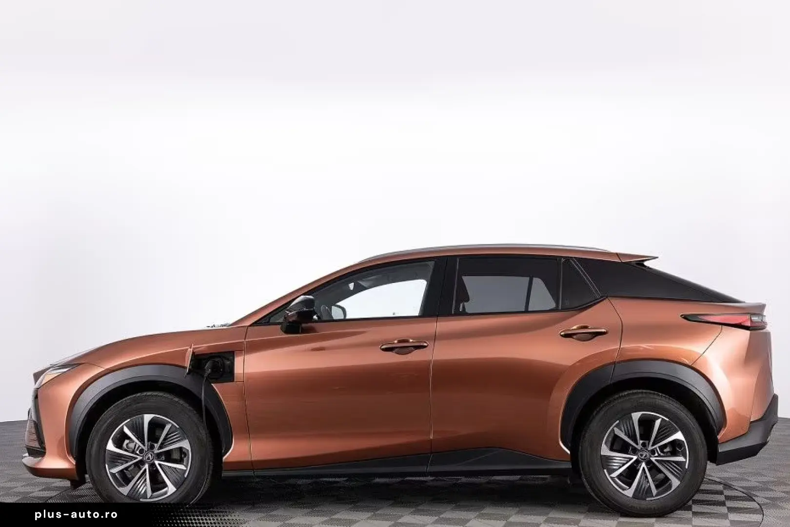 Lexus RZ 450e 313PK Business Line 71 kWh  SOH 97%  LED