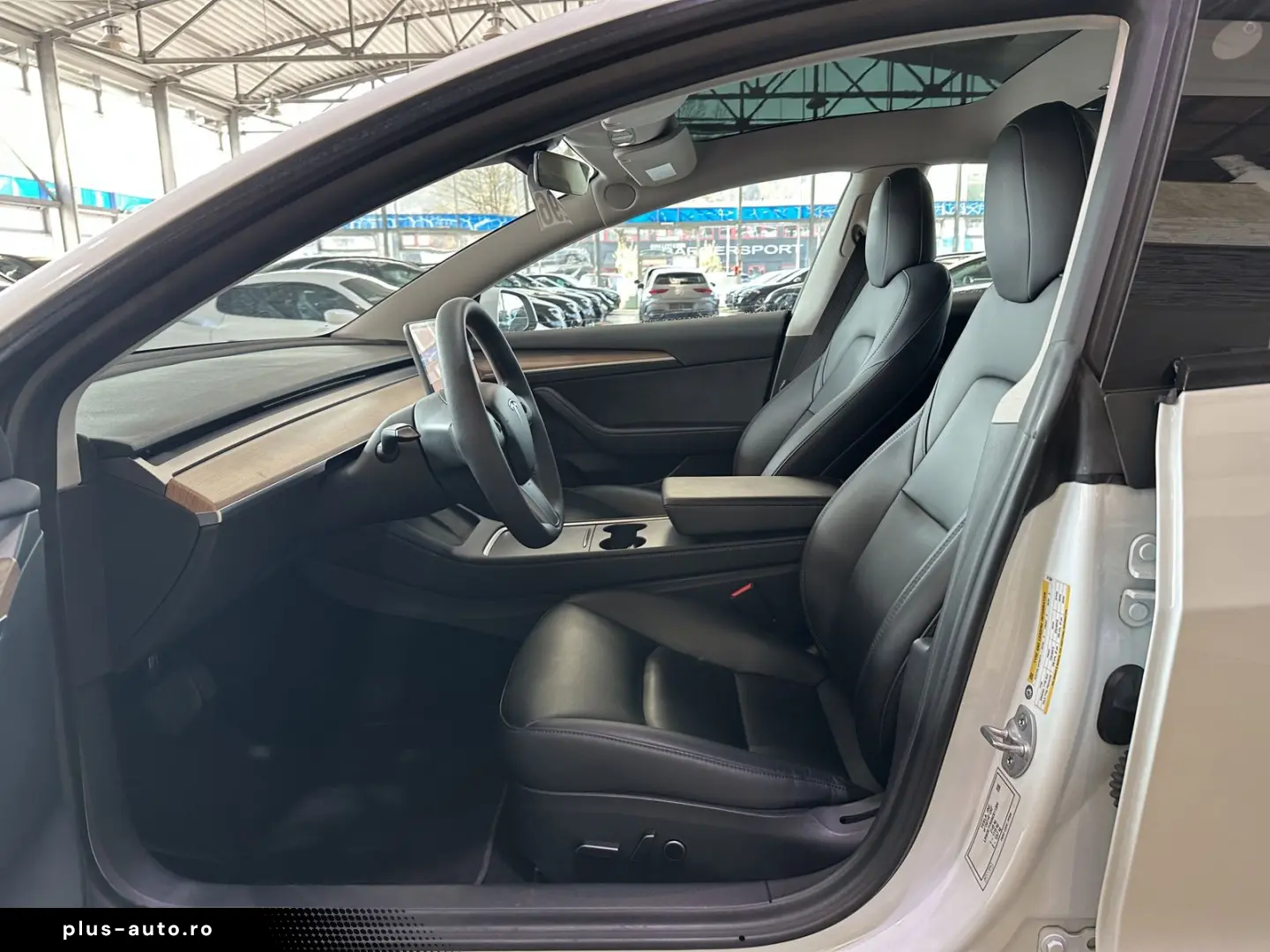 TESLA Model 3 RWD SHZ LED Leder Pano Autopilot R.Cam