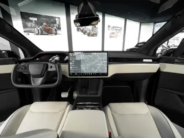 TESLA Model X PLAID 1020PS Tri-Motor AWD Premium 6Sitz