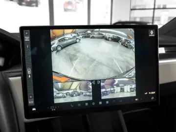 TESLA Model X PLAID 1020PS Tri-Motor AWD Premium 6Sitz