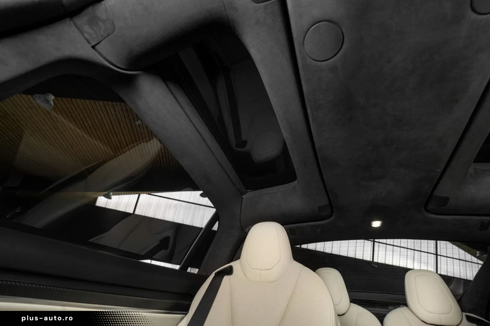 TESLA Model X PLAID 1020PS Tri-Motor AWD Premium 6Sitz