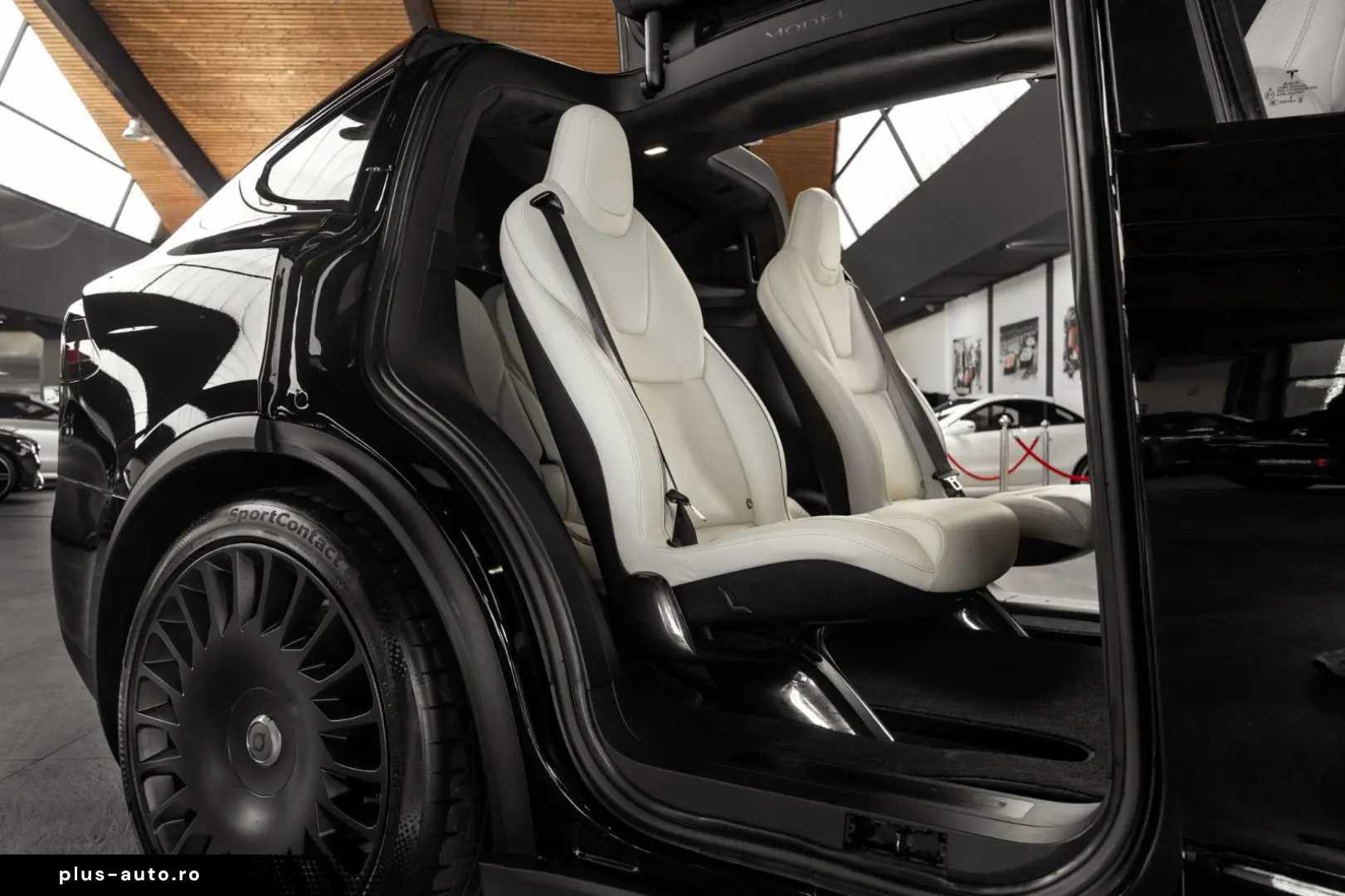 TESLA Model X PLAID 1020PS Tri-Motor AWD Premium 6Sitz