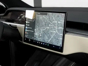 TESLA Model X PLAID 1020PS Tri-Motor AWD Premium 6Sitz