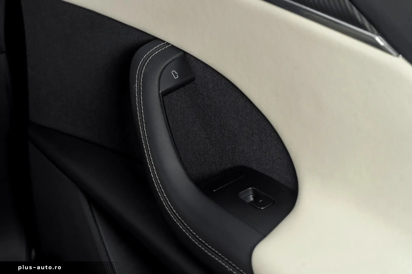 TESLA Model X PLAID 1020PS Tri-Motor AWD Premium 6Sitz