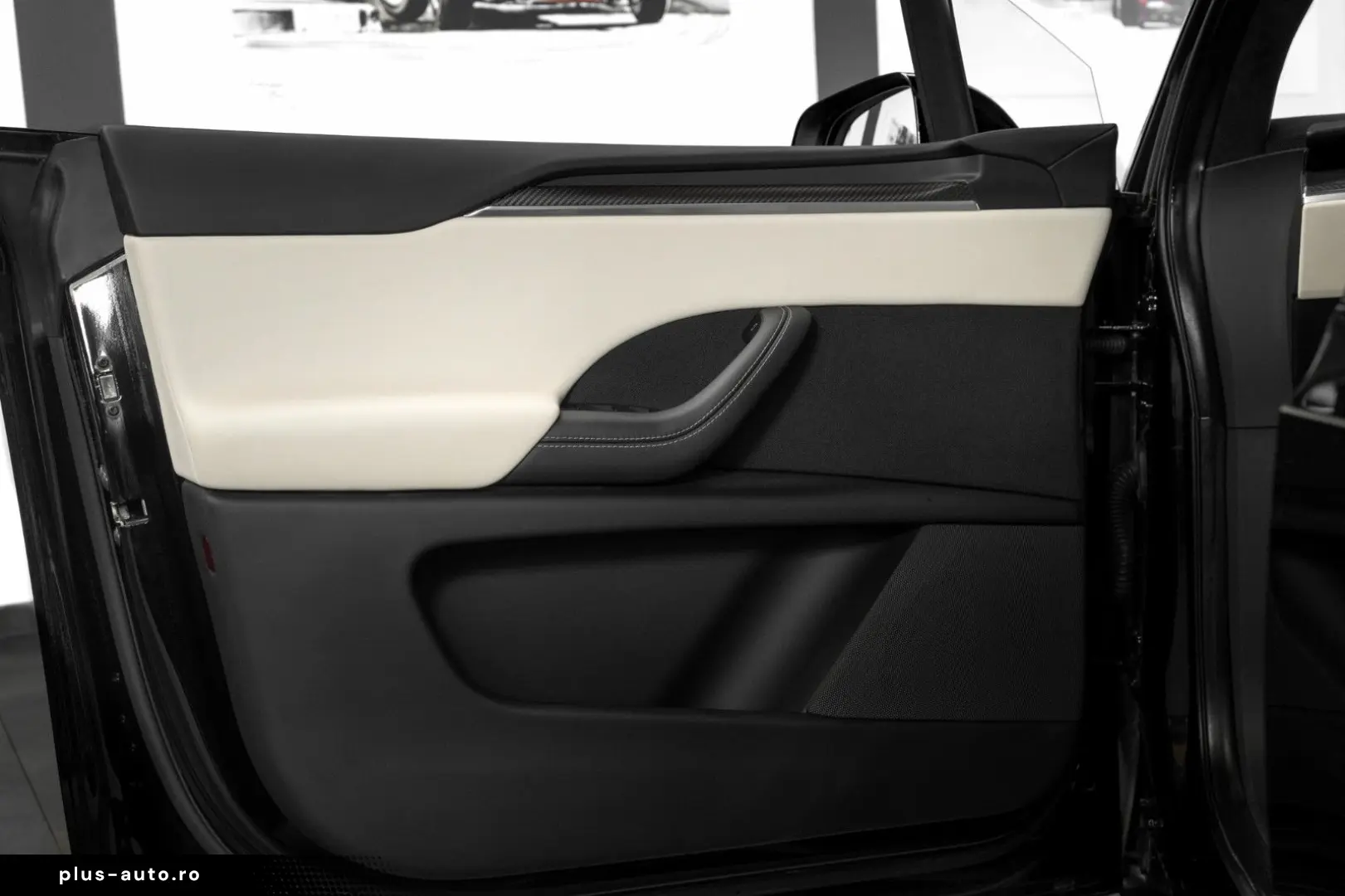 TESLA Model X PLAID 1020PS Tri-Motor AWD Premium 6Sitz