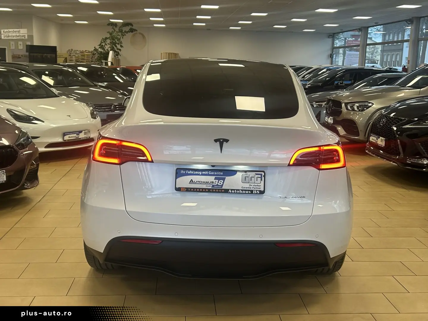 TESLA Model Y LongRangeDual AWD Pano WMP ACC Leder CAM