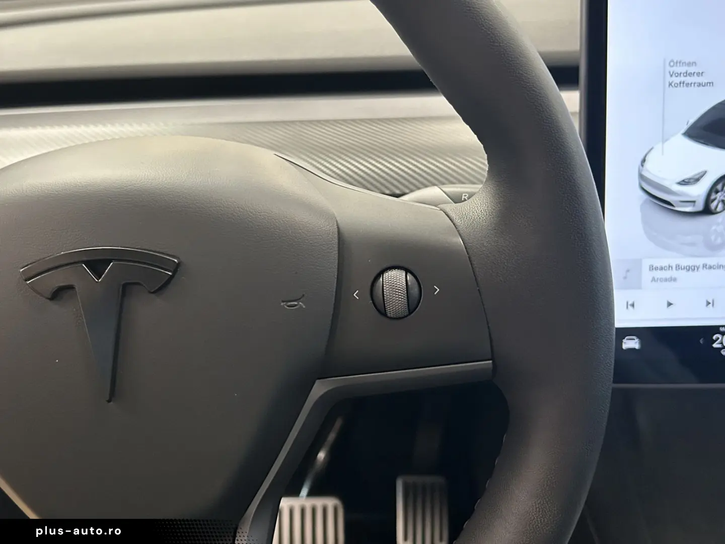 TESLA Model Y LongRangeDual AWD Pano WMP ACC Leder CAM