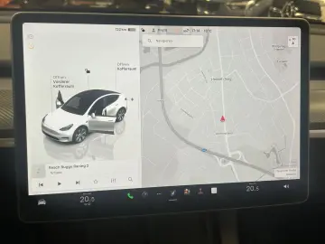 TESLA Model Y LongRangeDual AWD Pano WMP ACC Leder CAM