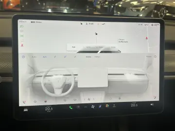 TESLA Model Y LongRangeDual AWD Pano WMP ACC Leder CAM