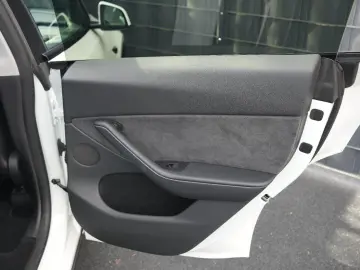 TESLA Model Y Long Range Dual Motor AWD ACC GARANTIE